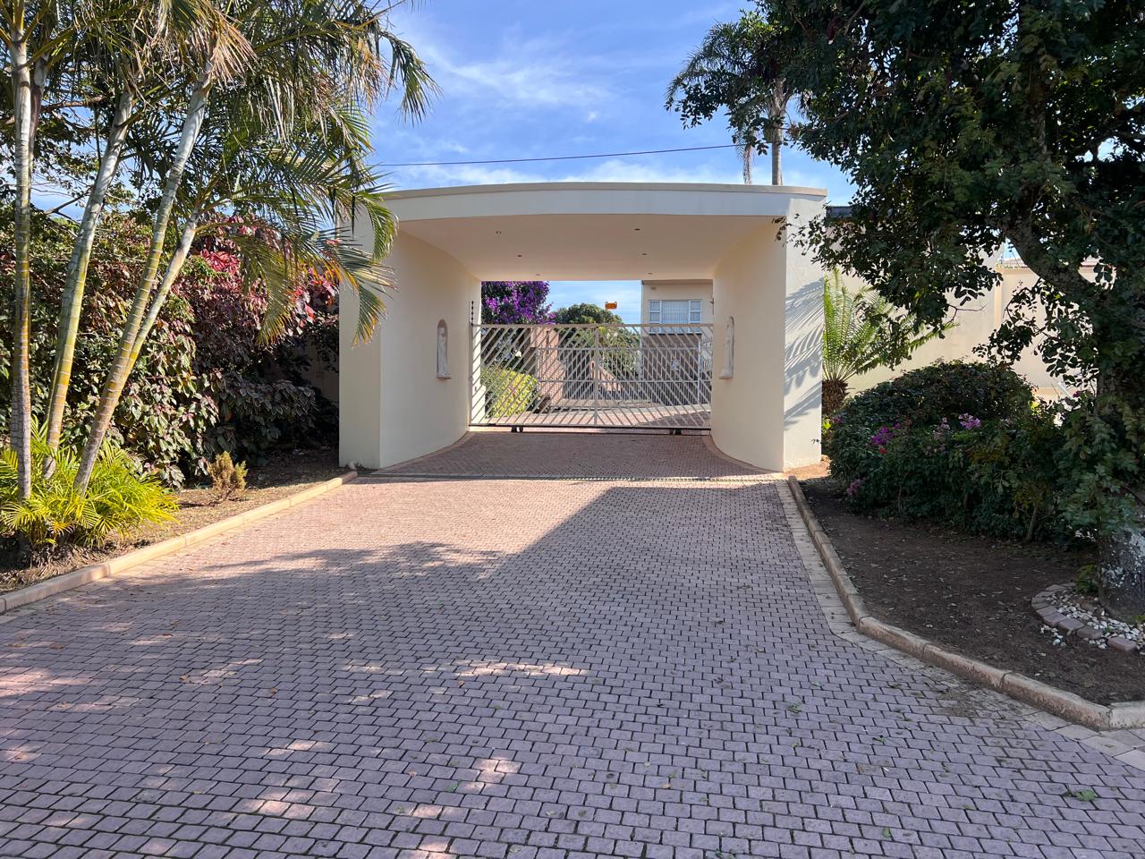 a44696c9-f573-447a-a043-89c22853a291 Modern 2 Bedroom Apartment For Rent