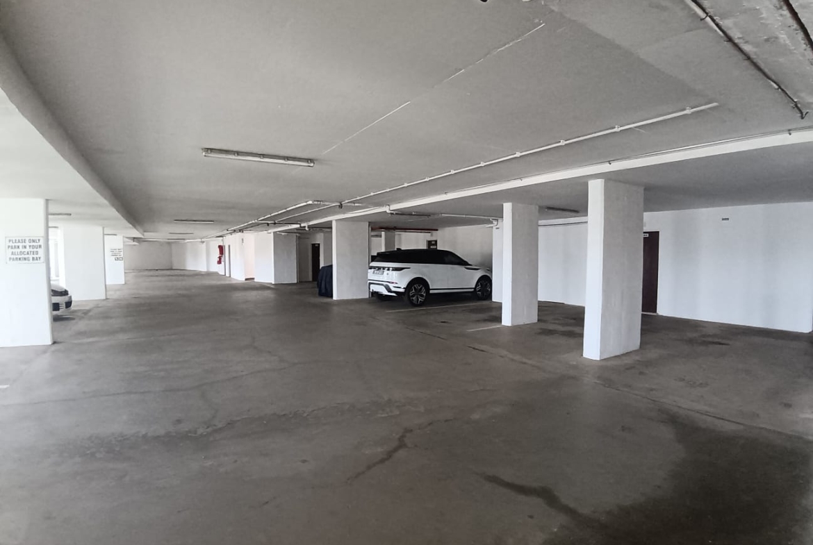 3 Bedroom, 2 Bathroom, Open Plan, Margate Sea view for Sale