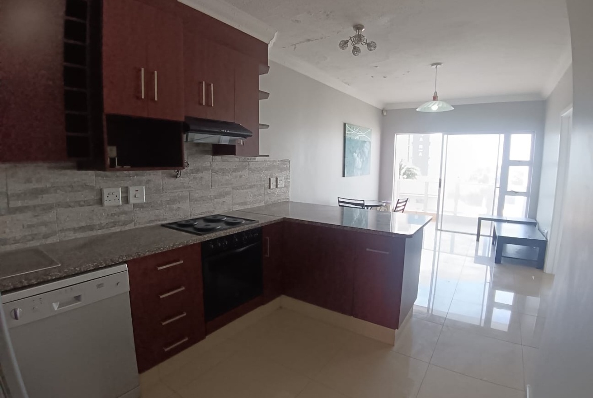 2 Bedroom, 1 Bathroom, open plan, Margate Sea view for Sale