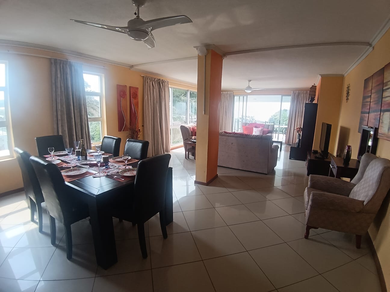 3 Bedroom, 2 Bathroom, Open Plan, Margate Sea view for Sale