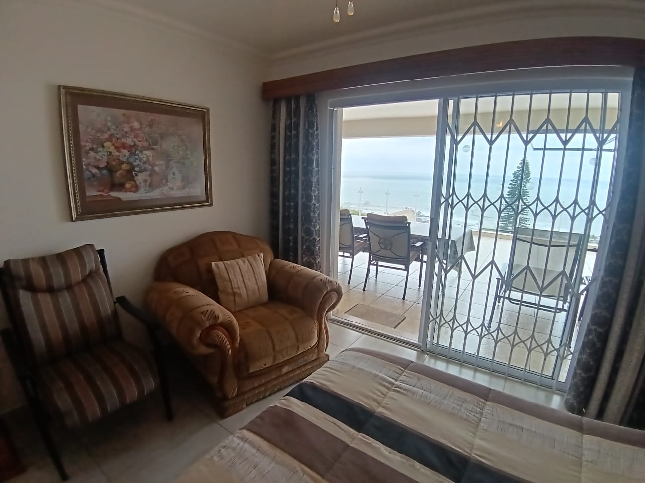 b1a81911-977e-4b36-a9bf-b5eddebbabf9 Spacious 3 Bedroom, 2 Bathroom, open plan Manaba Sea View For Sale