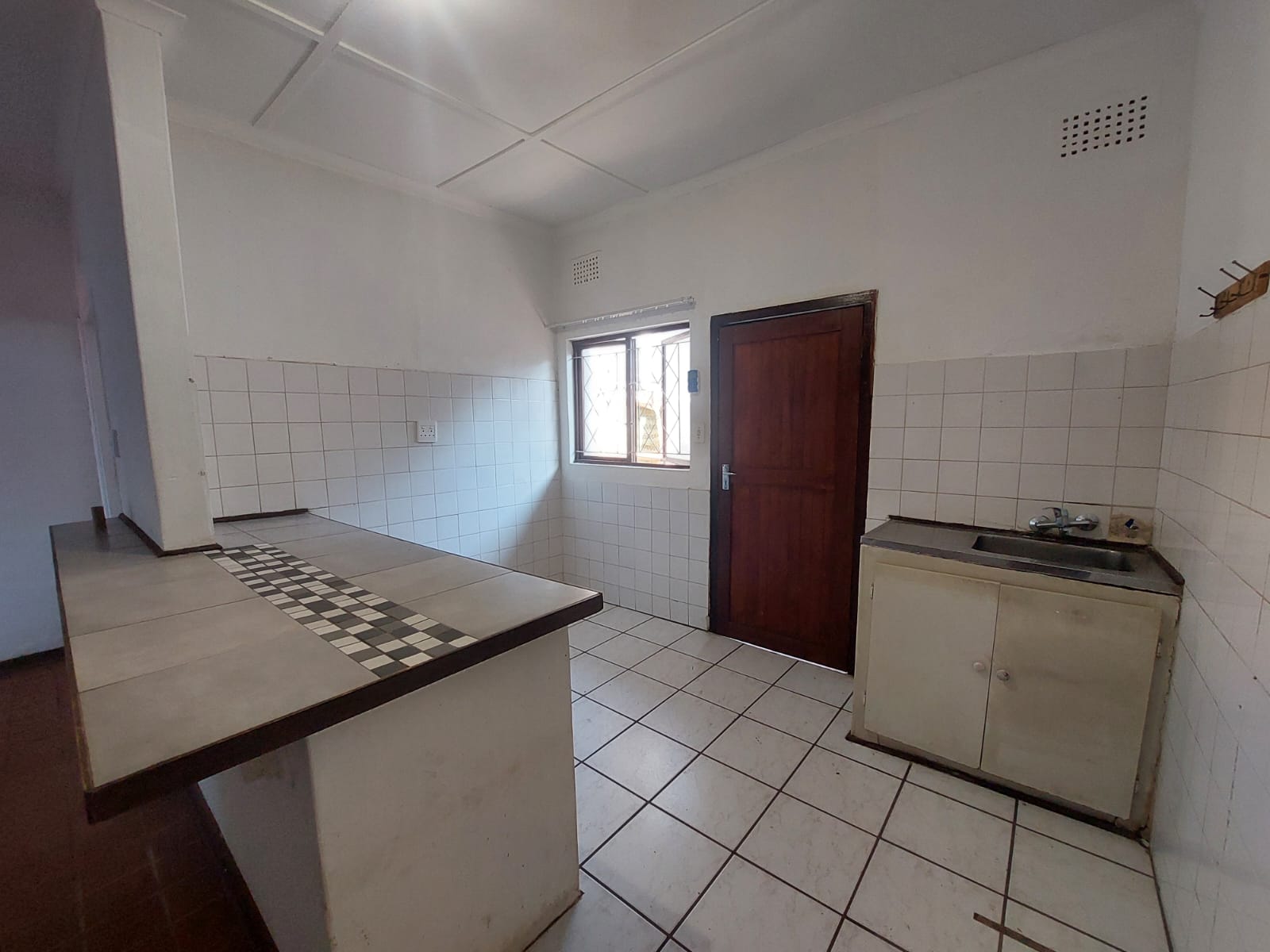 b5545601-063b-4174-8e9d-5f0fed128d2c Cosy 2-Bedroom Unit to Rent in Margate