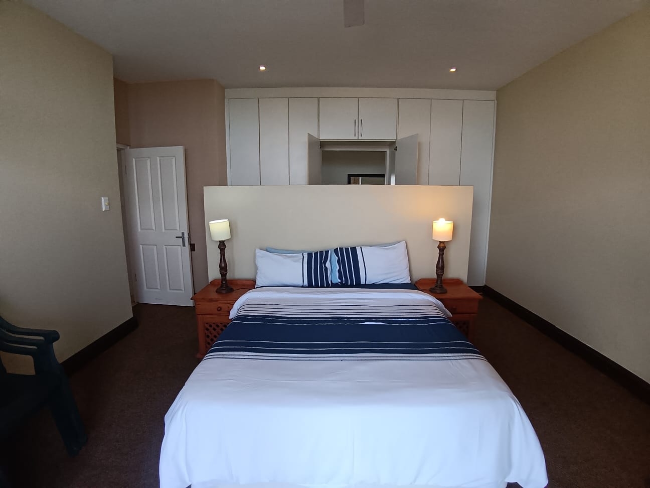 b58d17b8-d46d-40e3-9688-85026e74fb68 (1) 3 Bedroom, 2 Bathroom, Open Plan, Margate Sea view for Sale