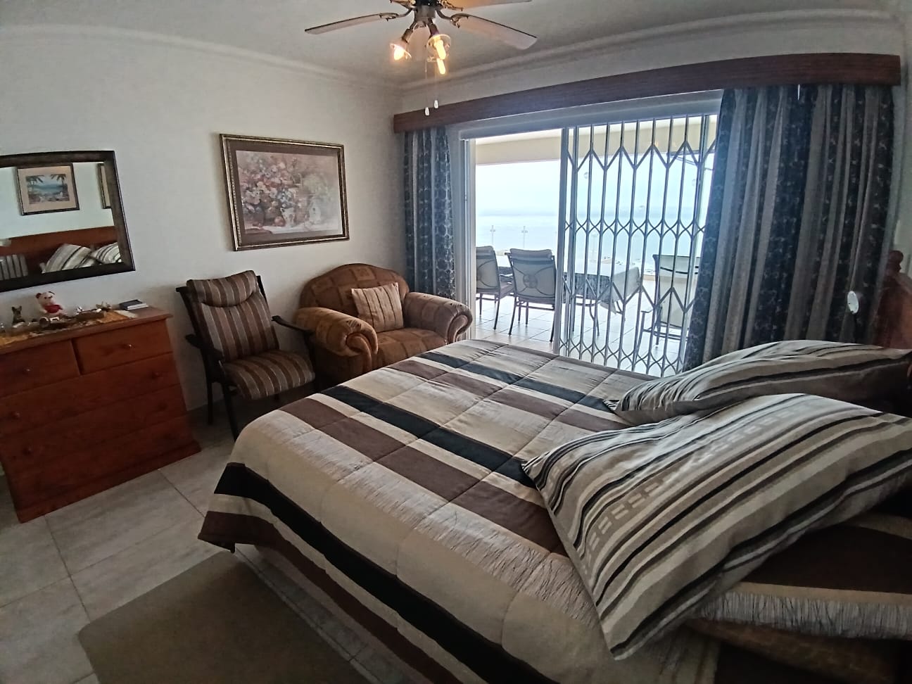 b64726fd-8b3e-4b62-9c41-6ae69729b648 Spacious 3 Bedroom, 2 Bathroom, open plan Manaba Sea View For Sale