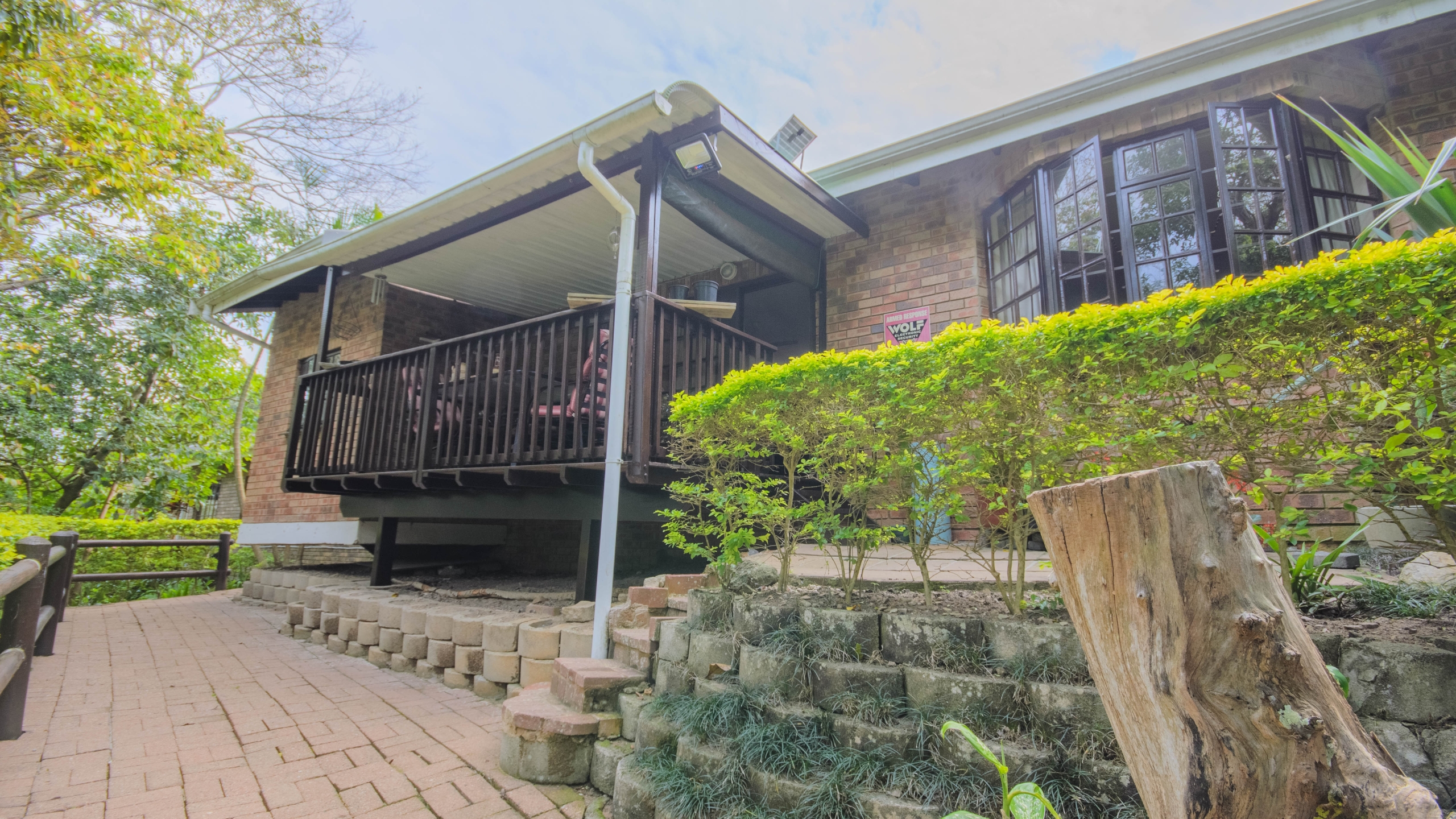 c (180)-HDR Riverside Living in a Peaceful Eco Estate