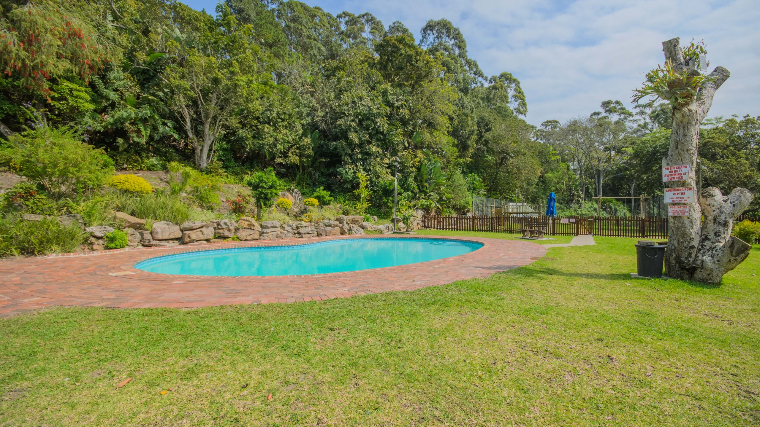 c (291)-HDR Riverside Living in a Peaceful Eco Estate