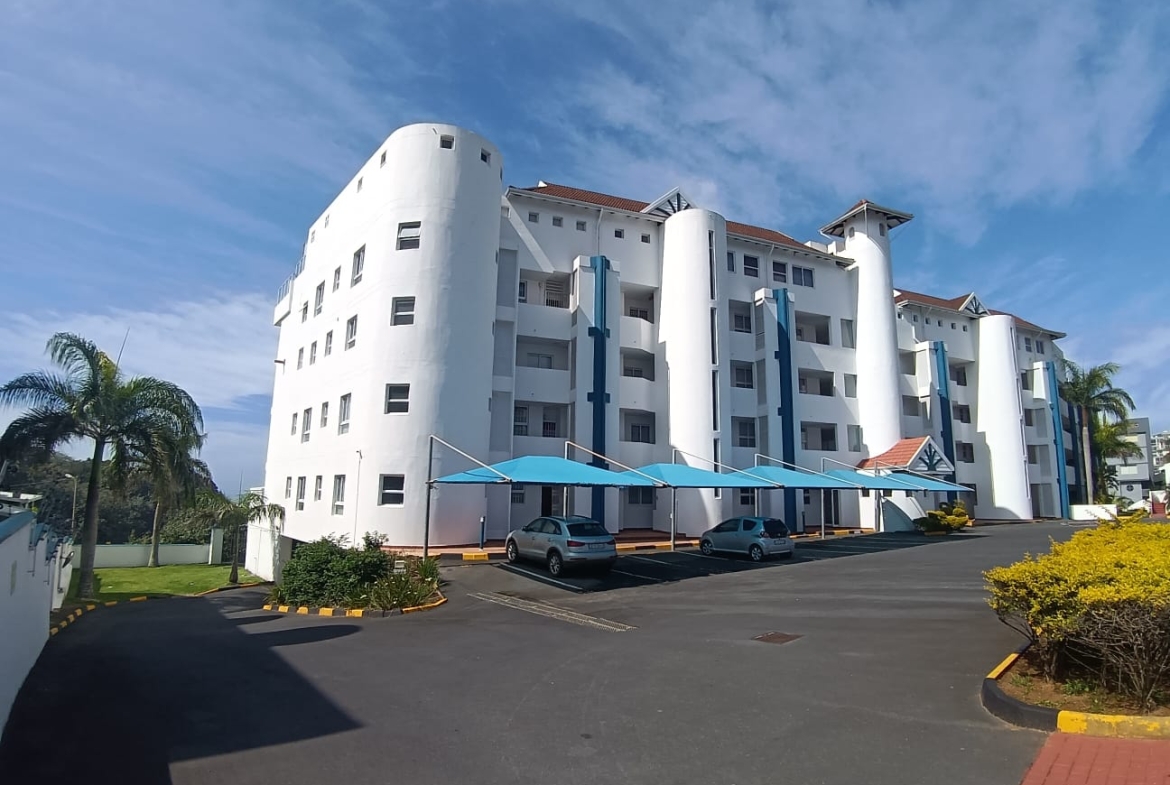 3 Bedroom, 2 Bathroom, Open Plan, Margate Sea view for Sale