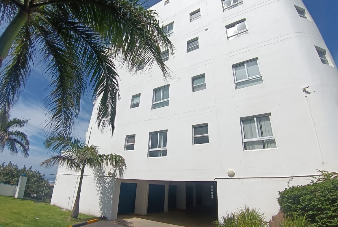 3 Bedroom, 2 Bathroom, Open Plan, Margate Sea view for Sale