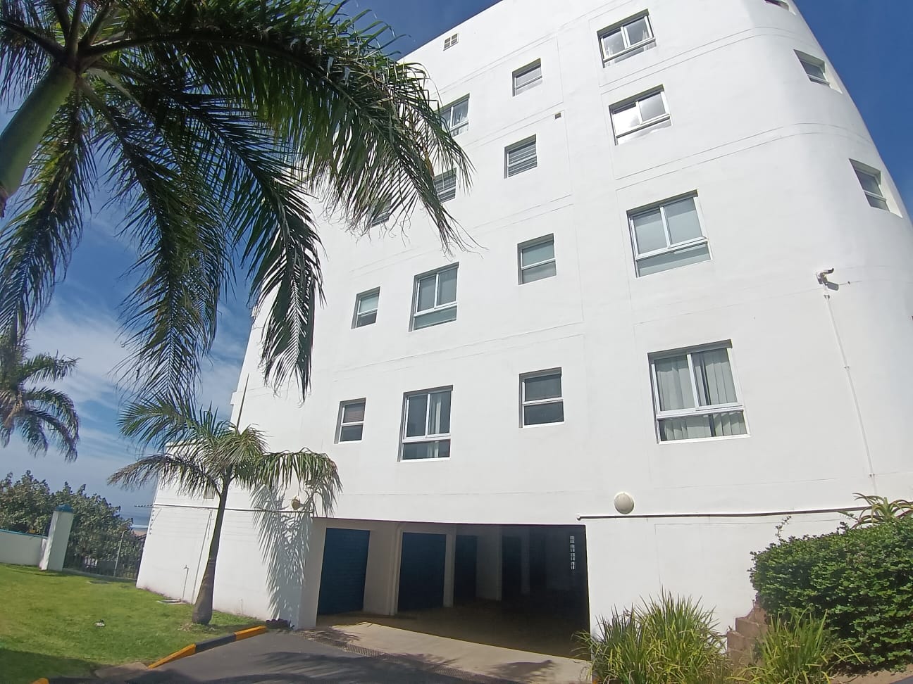 c24f92f6-00fc-4783-94c1-bbca3a80d5f1 3 Bedroom, 2 Bathroom, Open Plan, Margate Sea view for Sale
