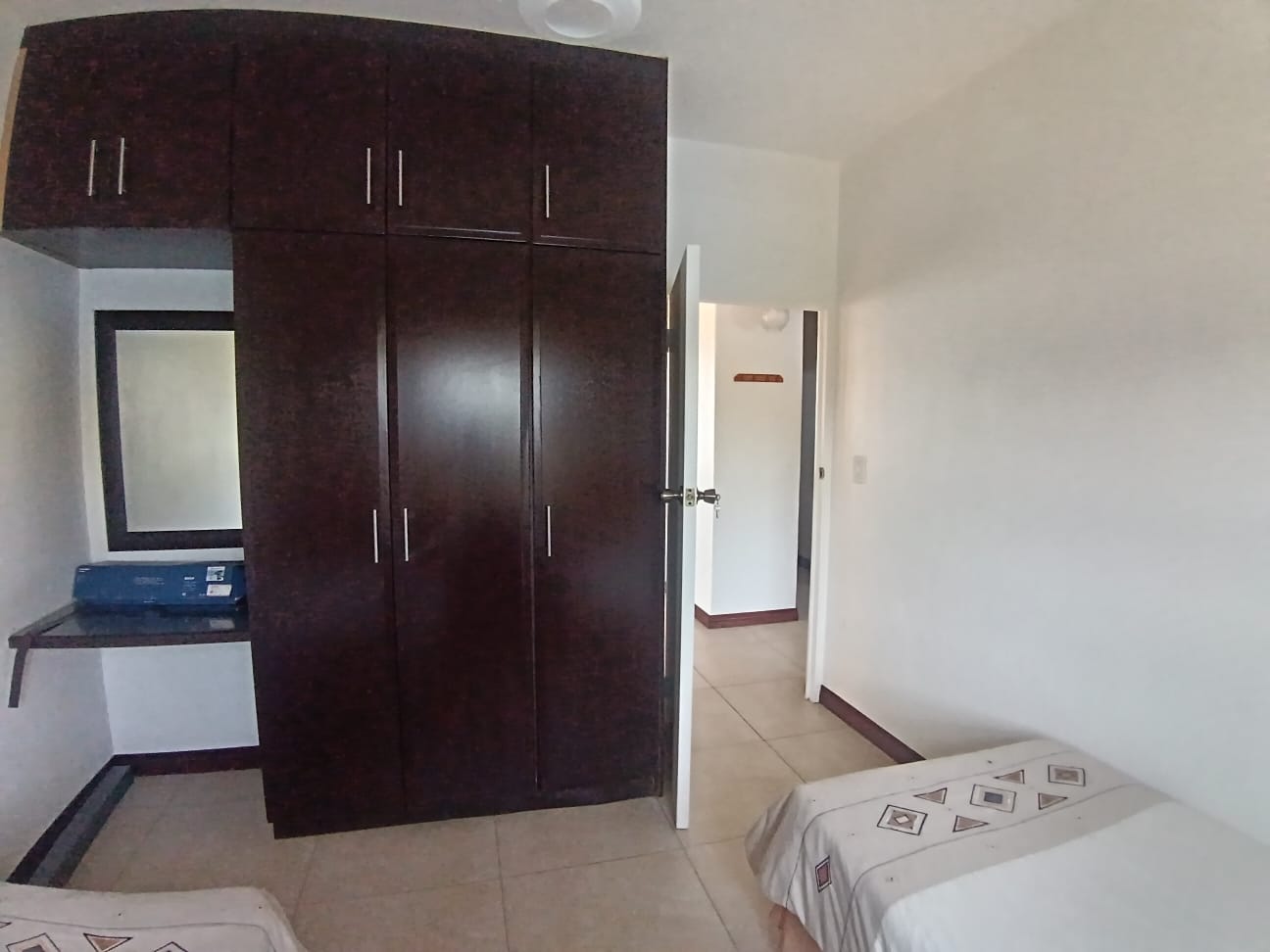 cfa633c4-5f4b-417e-b69a-91127fb894d1 3 Bedroom, 2 Bathroom, open plan, Margate sea view for Sale