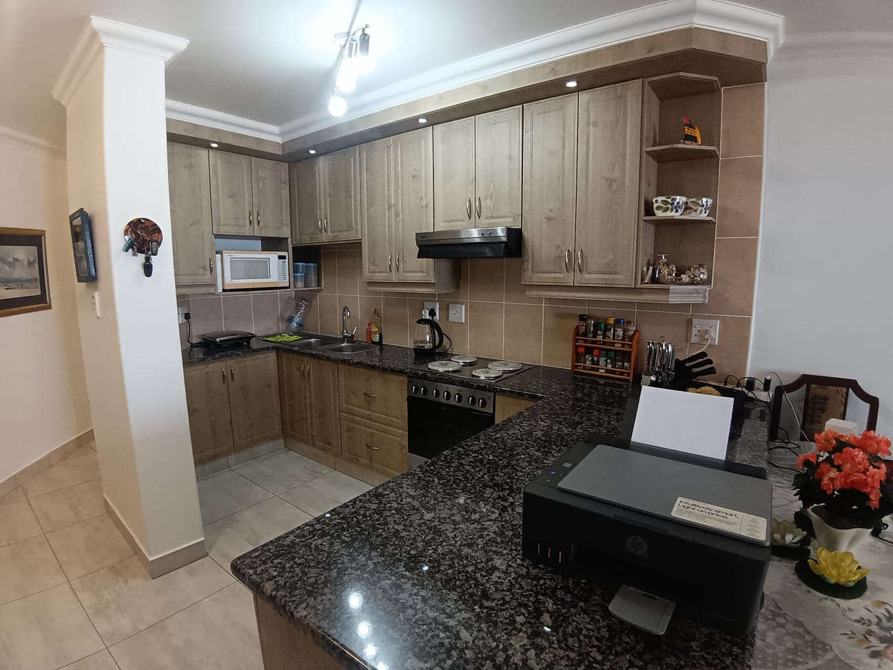 d6bbfadb-d5b7-466b-8b09-cd2b5f61e4be Spacious 3 Bedroom, 2 Bathroom, open plan Manaba Sea View For Sale