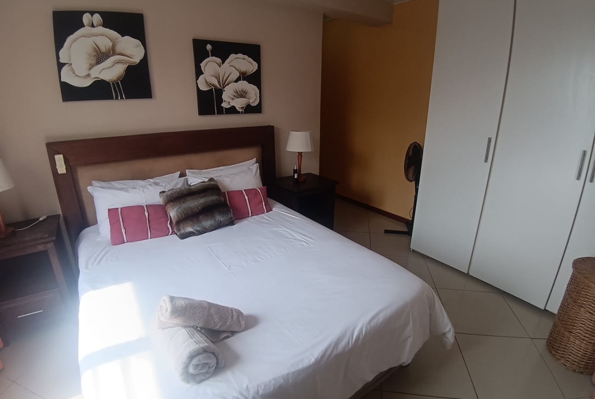 3 Bedroom, 2 Bathroom, Open Plan, Margate Sea view for Sale