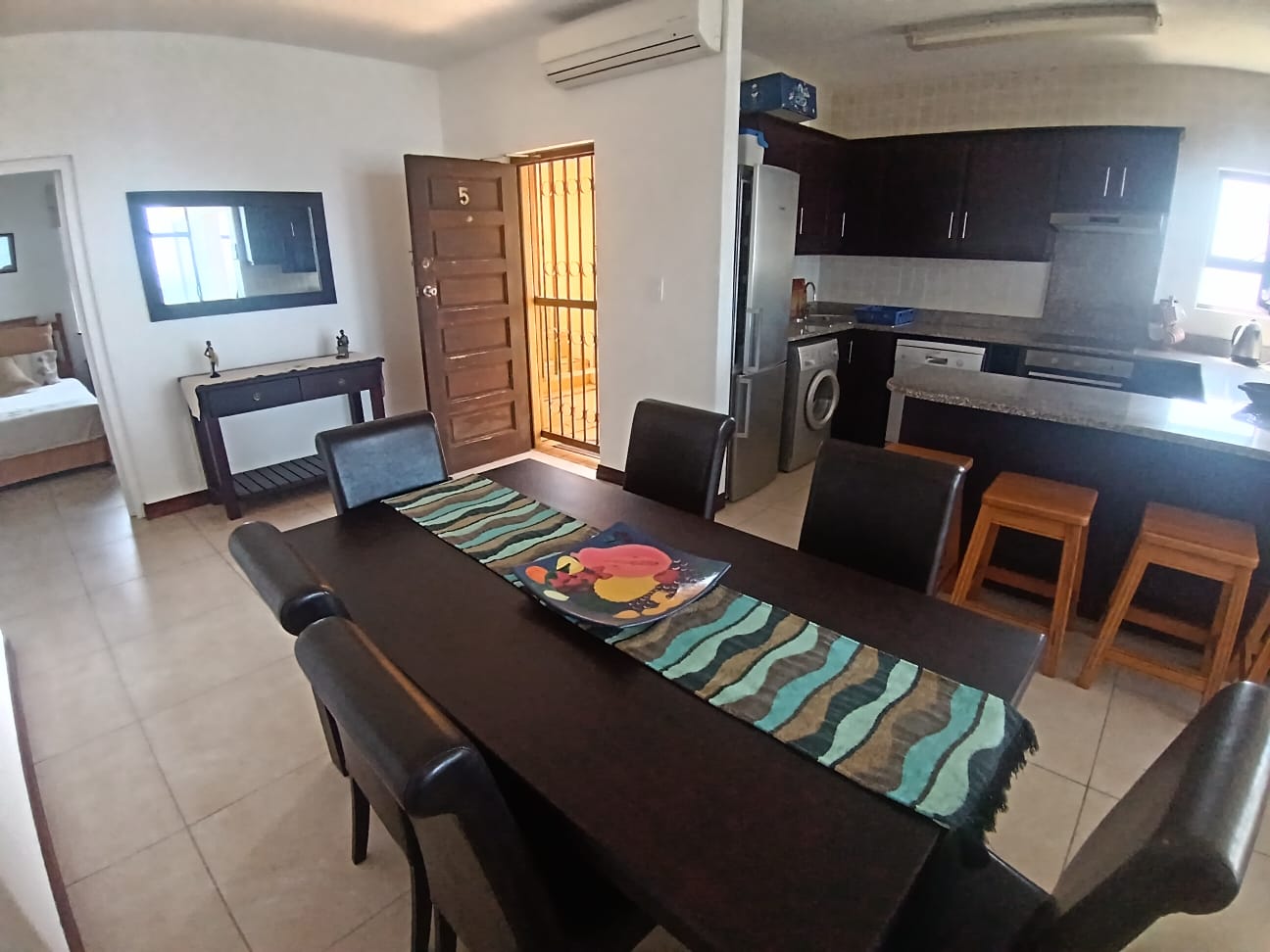 dd540b7b-a09d-4dd8-b8f0-7475ed3c4a40 (1) 3 Bedroom, 2 Bathroom, open plan, Margate sea view for Sale