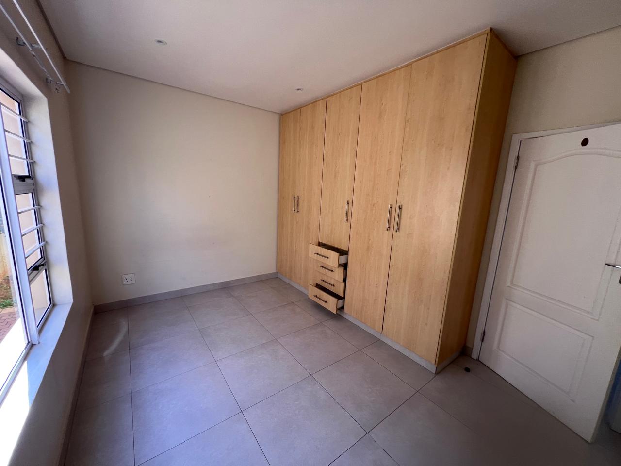 def1f4e8-5cf0-4cfa-b788-108161bdb8f2 Modern 2 Bedroom Apartment For Rent