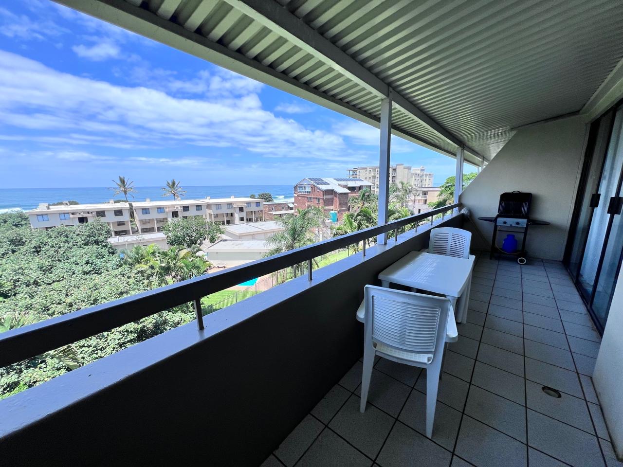 e7cccd17-f743-40de-8c1b-d611cd856f77 Fully Furnished Pet Friendly 3 Bedroom Apartment with Spectacular Sea Views
