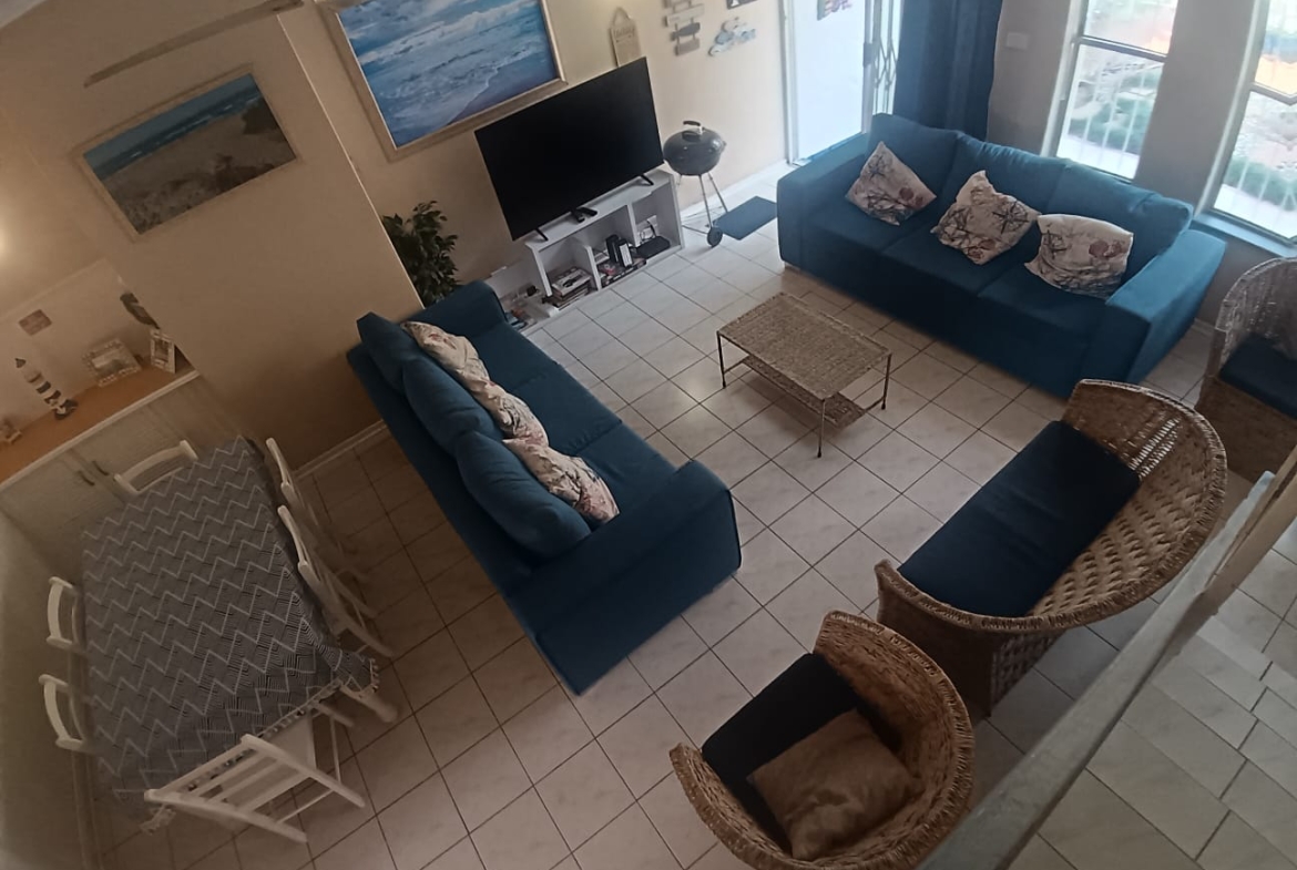 3 Bedroom, 2 Bathroom, open plan, Manaba sea view for Sale