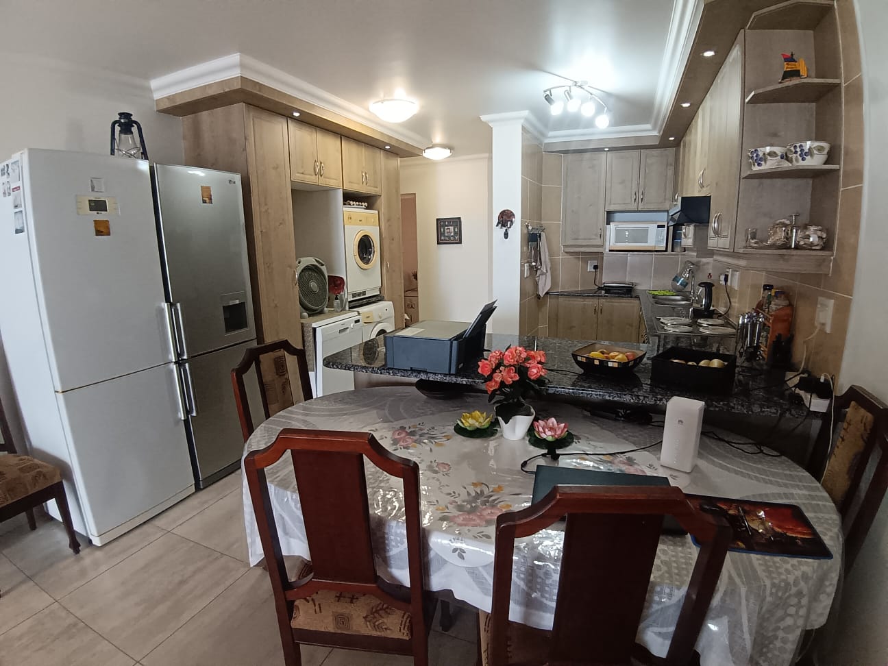 e9f01ed7-72f6-4514-bc4f-9a1f49a918c5 Spacious 3 Bedroom, 2 Bathroom, open plan Manaba Sea View For Sale