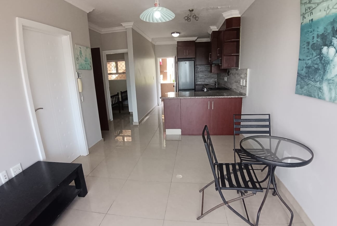 2 Bedroom, 1 Bathroom, open plan, Margate Sea view for Sale