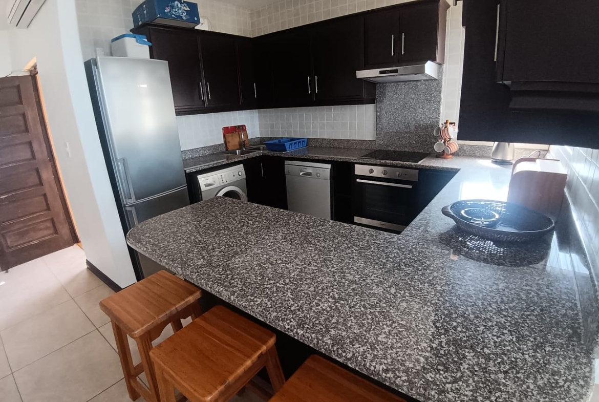3 Bedroom, 2 Bathroom, open plan, Margate sea view for Sale