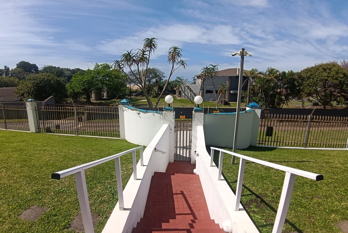 3 Bedroom, 2 Bathroom, Open Plan, Margate Sea view for Sale