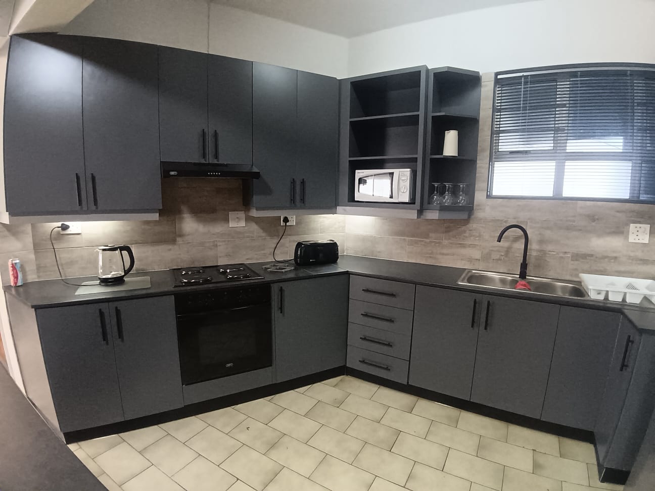 2 Bedroom, 2 Bathroom, open plan, Margate sea view for Sale
