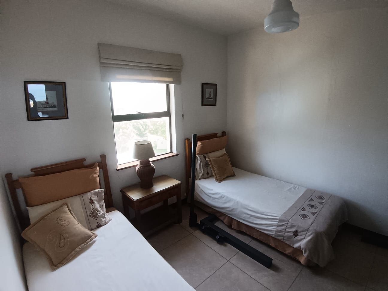 ff36ce71-b219-4e11-b399-dbd37525a041 3 Bedroom, 2 Bathroom, open plan, Margate sea view for Sale