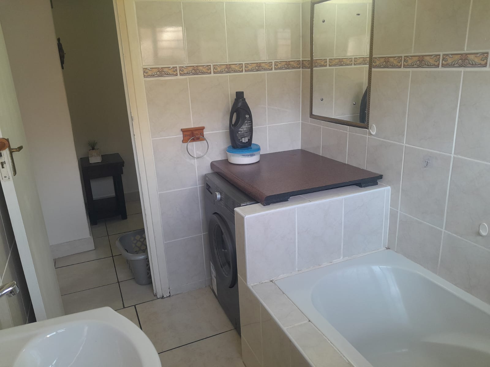 For Sale INCOME GENERATING – FURNISHED 5 bed + 5 bath Sectional title at NATSPAT