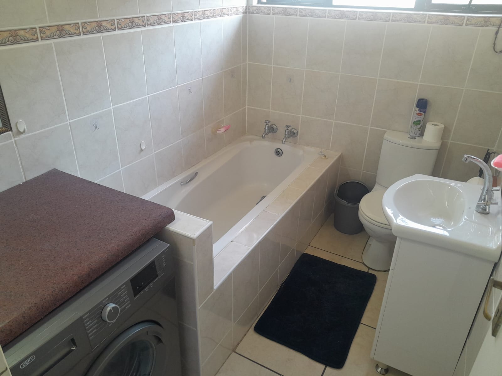 For Sale INCOME GENERATING – FURNISHED 5 bed + 5 bath Sectional title at NATSPAT