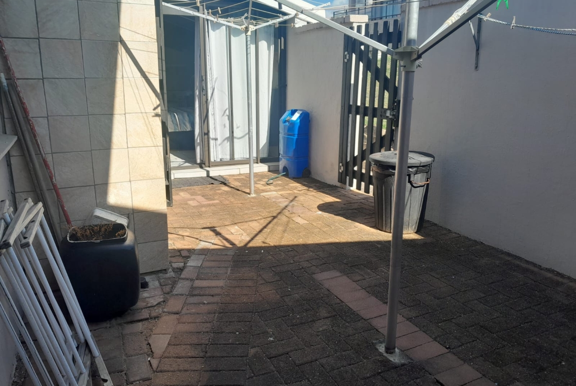 For Sale INCOME GENERATING – FURNISHED 5 bed + 5 bath Sectional title at NATSPAT