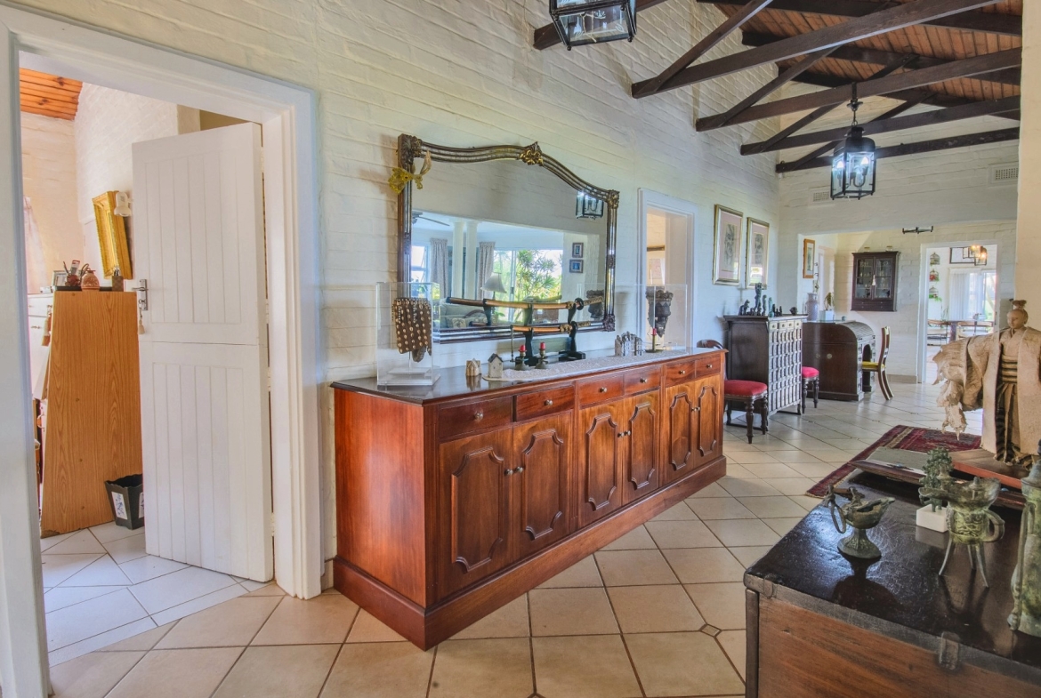 RAMSGATE – MAGNIFICENT OCEAN-VIEW HOME WITH TWO COTTAGES, POOL & BREATHTAKING 180° SEA VIEWS