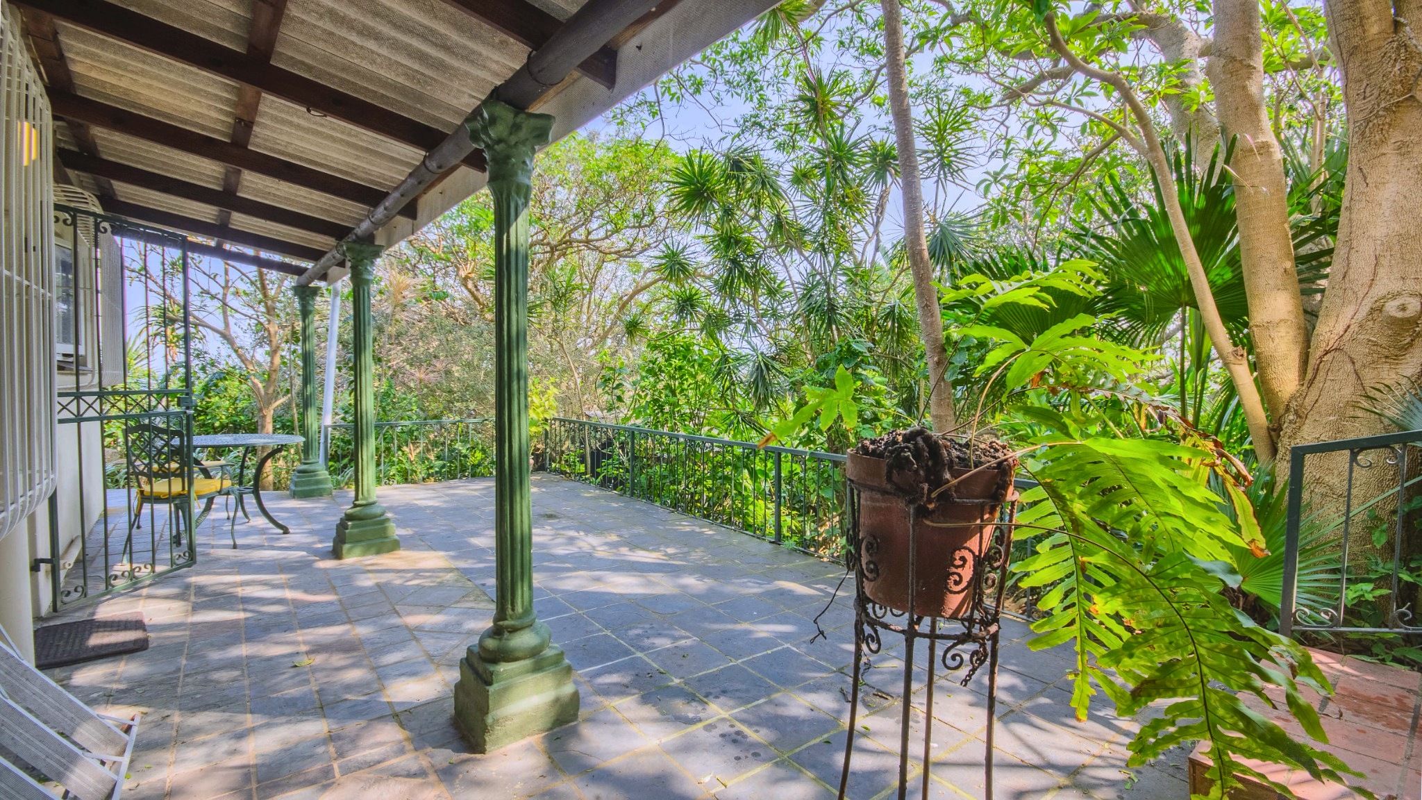 06_c_813-HDR_enhanced RAMSGATE – MAGNIFICENT OCEAN-VIEW HOME WITH TWO COTTAGES, POOL & BREATHTAKING 180° SEA VIEWS