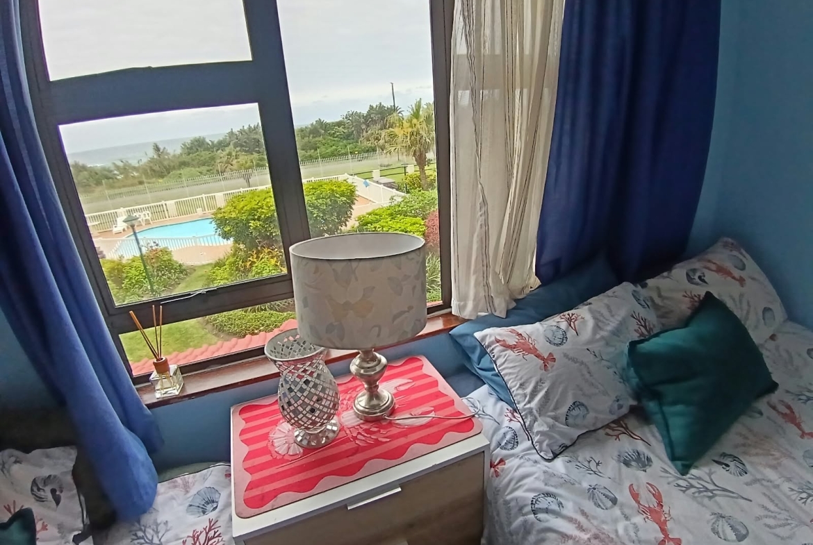 2 Bedroom, 1 Bathroom, open plan, Uvongo sea view for Sale