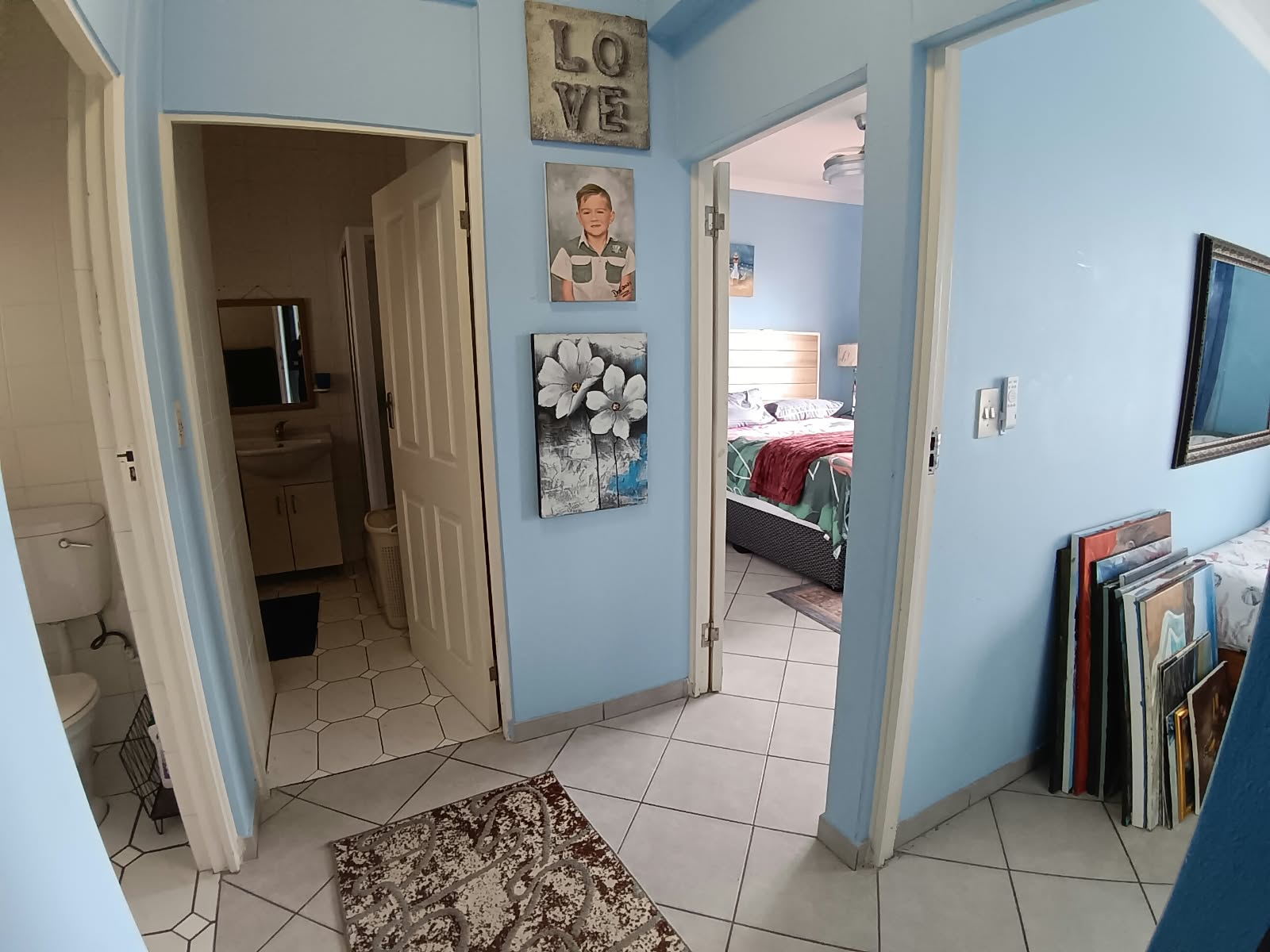 2 Bedroom, 1 Bathroom, open plan, Uvongo sea view for Sale