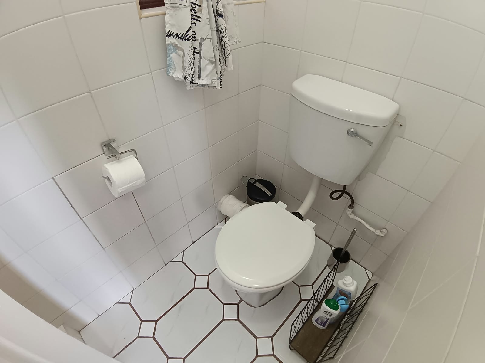 2 Bedroom, 1 Bathroom, open plan, Uvongo sea view for Sale