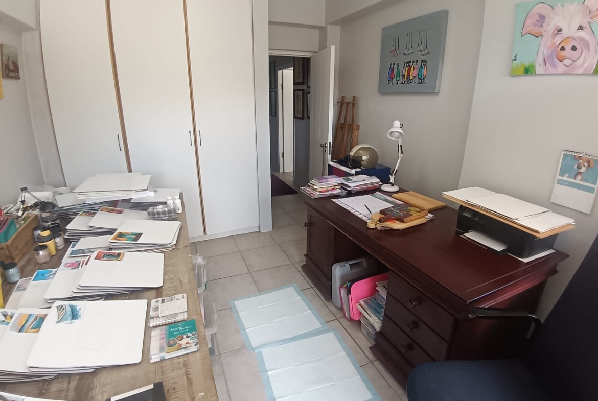 Spacious 3 Bedroom, 2 Bathroom, open plan, Ramsgate for Sale