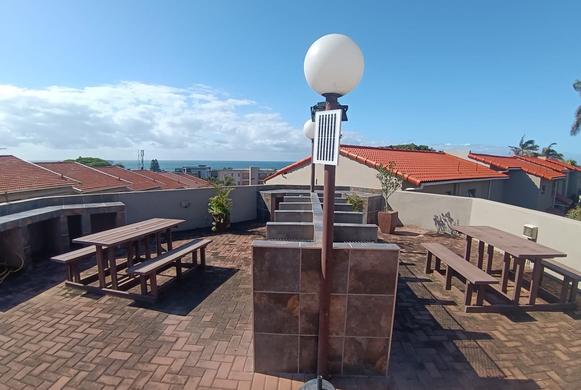 3 Bedroom, 2.5 Bedroom, open plan, Uvongo sea view for Sale
