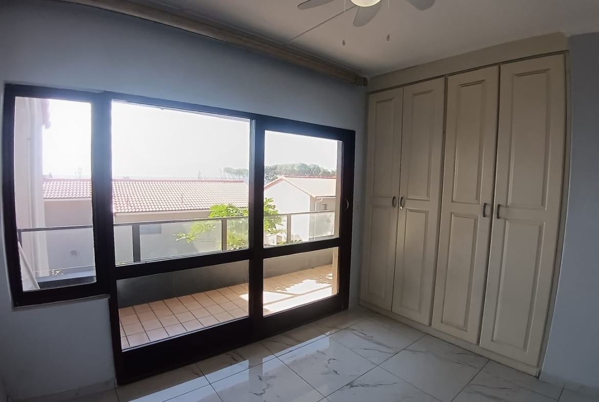3 Bedroom, 2.5 Bedroom, open plan, Uvongo sea view for Sale