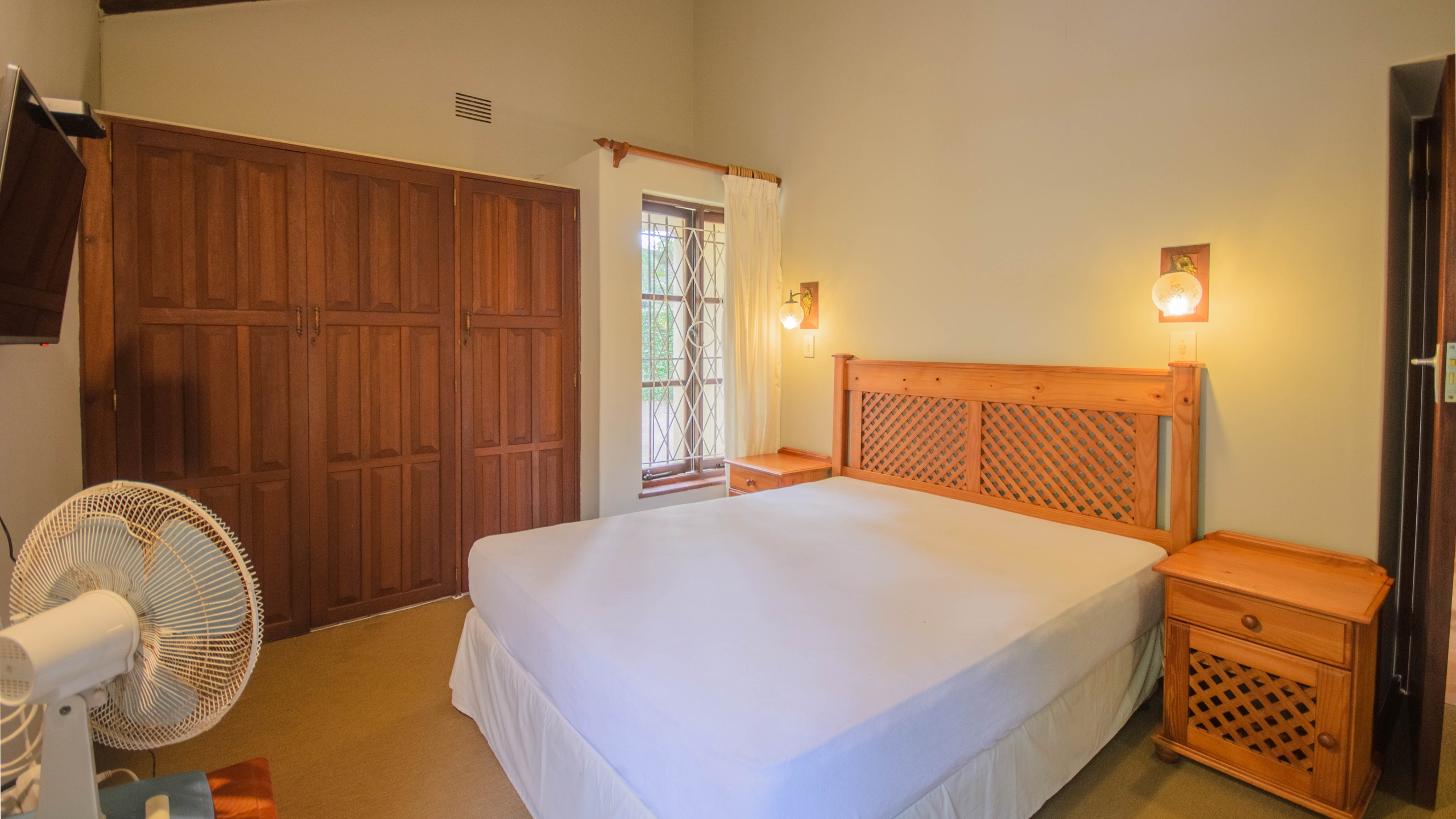 BR-29 Charming 3 Bedroom Family Home with Character, Private Braai Area & Lush Garden