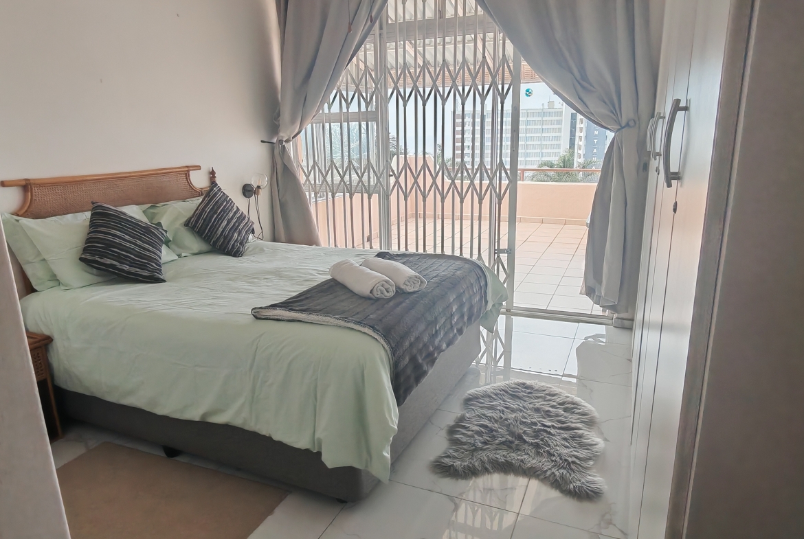 Stunning 3-Bedroom Apartment with Beautiful Sea Views in Margate