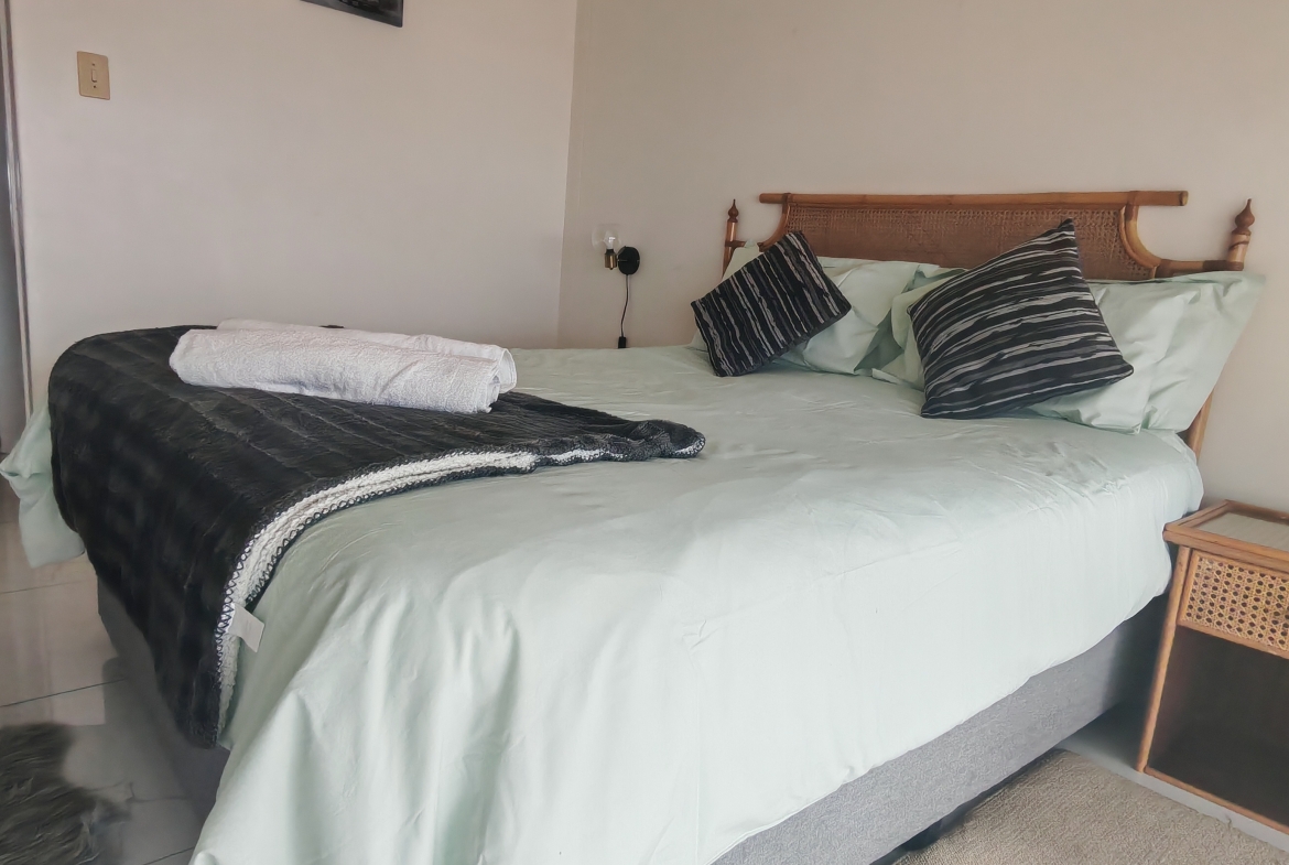 Stunning 3-Bedroom Apartment with Beautiful Sea Views in Margate