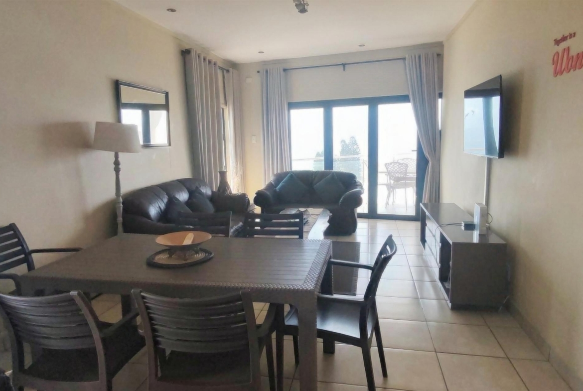 Spacious 3-Bedroom, 2-Bathroom Apartment in Margate