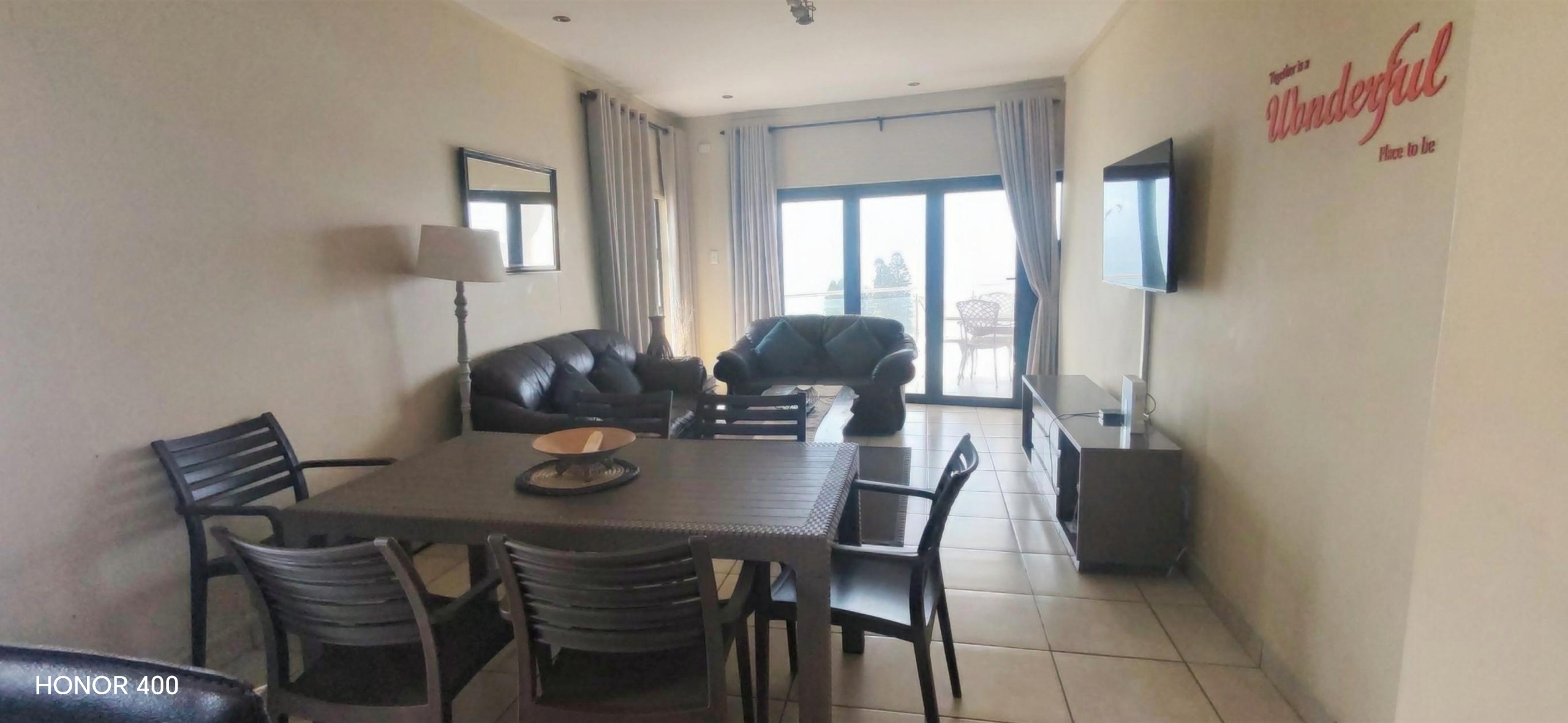 Spacious 3-Bedroom, 2-Bathroom Apartment in Margate