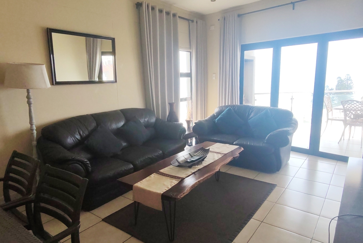 Spacious 3-Bedroom, 2-Bathroom Apartment in Margate