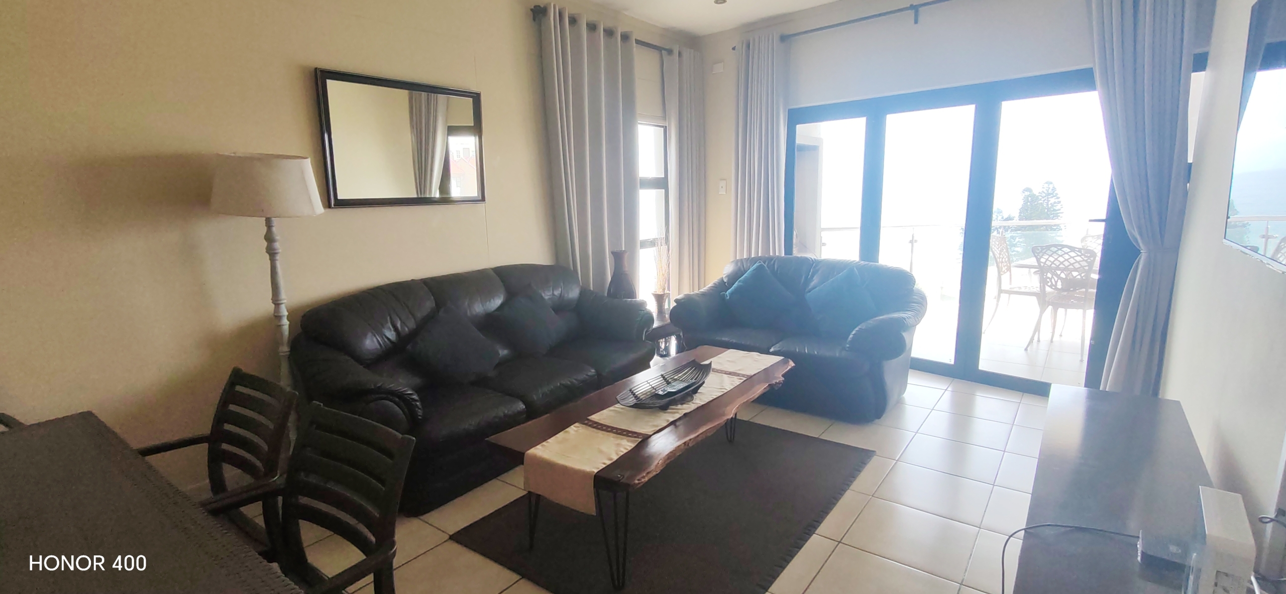 Spacious 3-Bedroom, 2-Bathroom Apartment in Margate
