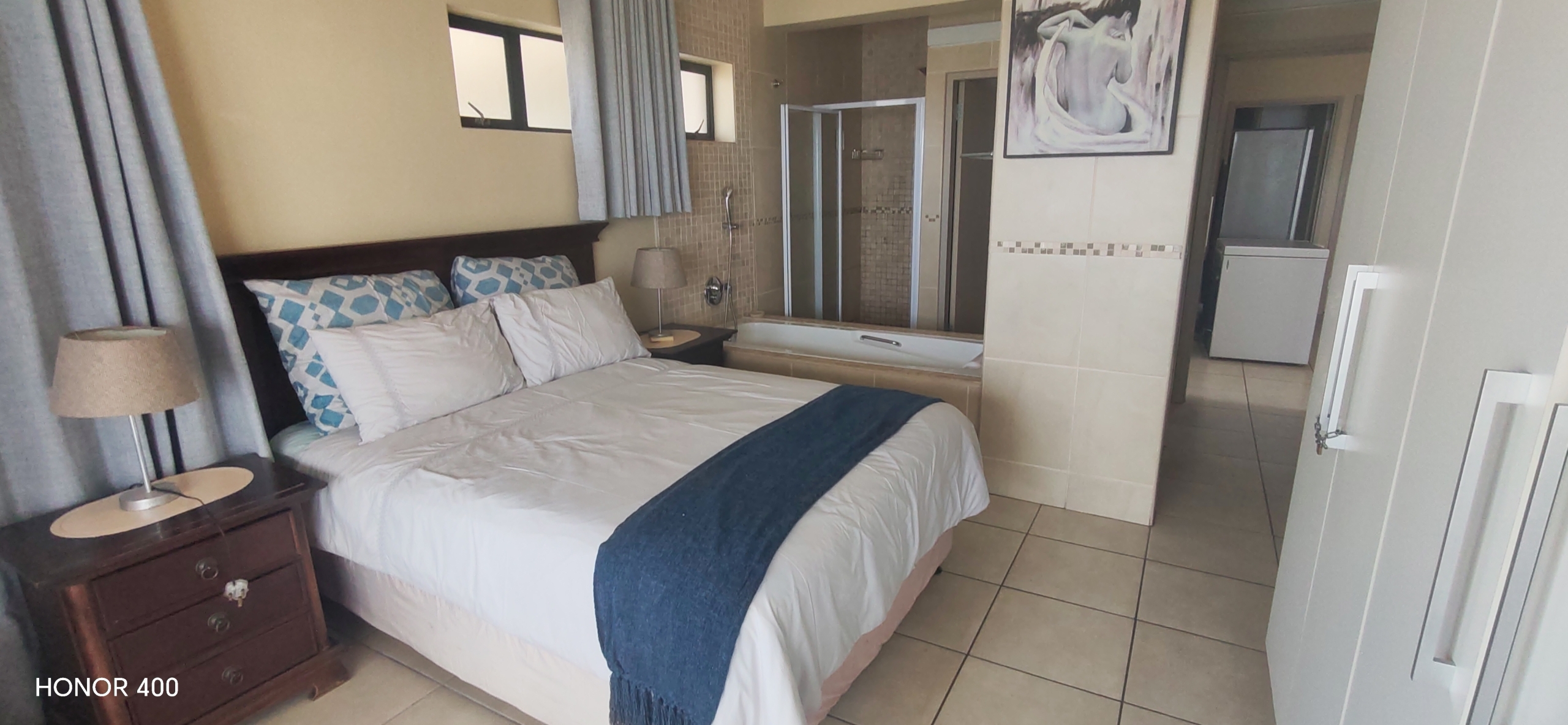 Spacious 3-Bedroom, 2-Bathroom Apartment in Margate