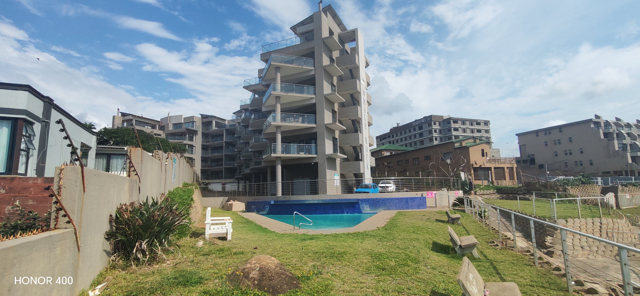 Spacious 3-Bedroom, 2-Bathroom Apartment in Margate