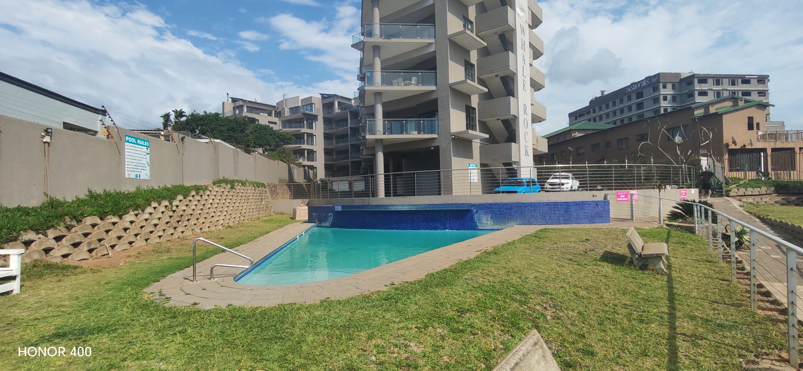 Spacious 3-Bedroom, 2-Bathroom Apartment in Margate