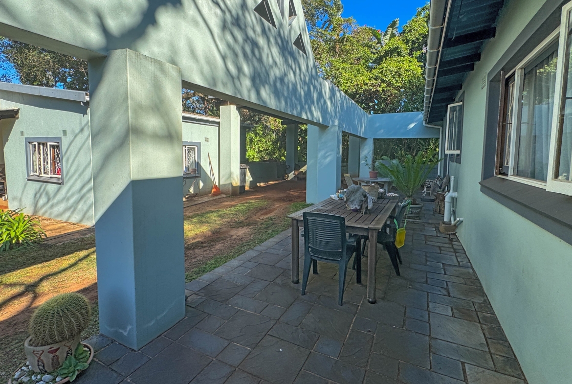 Beach House & Two Flats in Trafalgar – Coastal Investment Opportunity on KZN’s South Coast