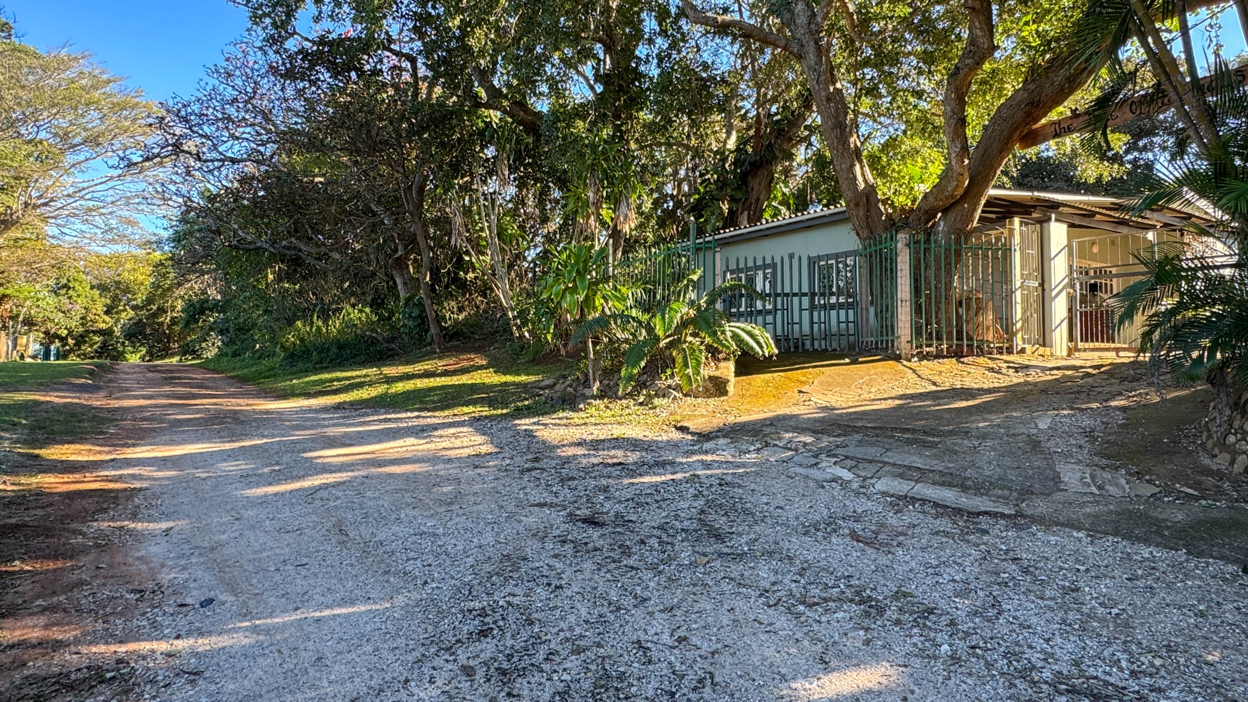IMG_4142 Beach House & Two Flats in Trafalgar – Coastal Investment Opportunity on KZN’s South Coast