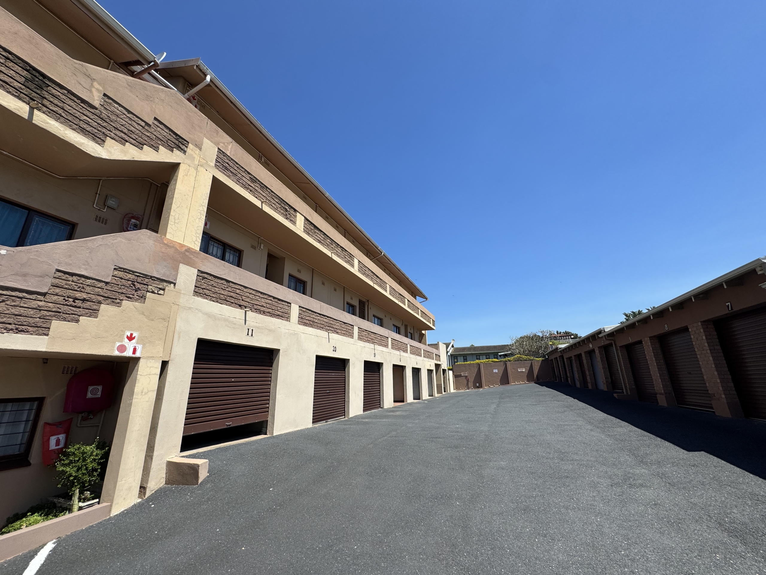 IMG_4404 BEAUTIFULLY FURNISHED 2-BEDROOM APARTMENT WITH STUNNING SEA VIEWS